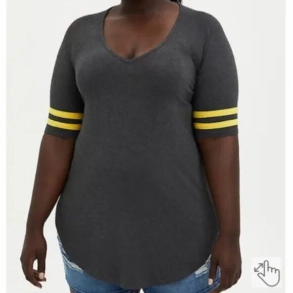 NWT Torrid Fave Super Soft V-Neck Tunic Tee Varsity Stripe Size 3 or 22/24 Plus - Picture 1 of 1